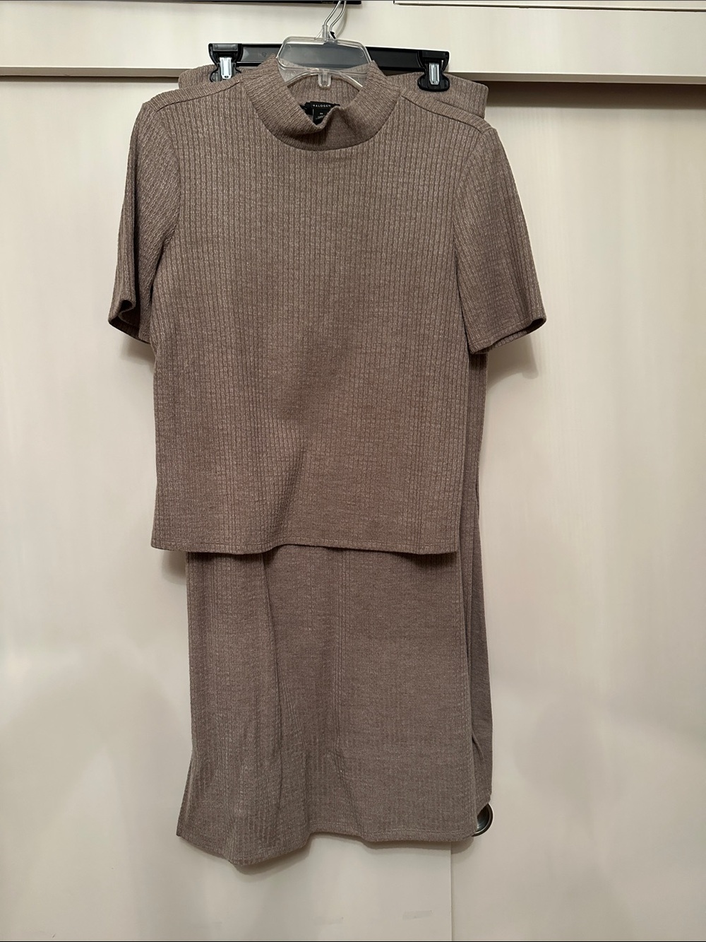 Halogen Taupe Ribbed Mock neck top & Knit Midi Skirt